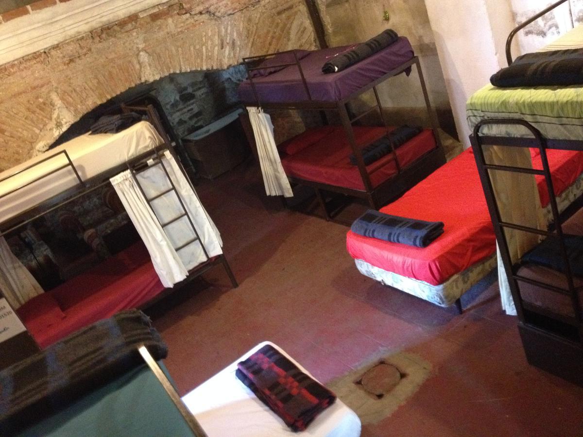 Split Hostel Antigua Bagian luar foto