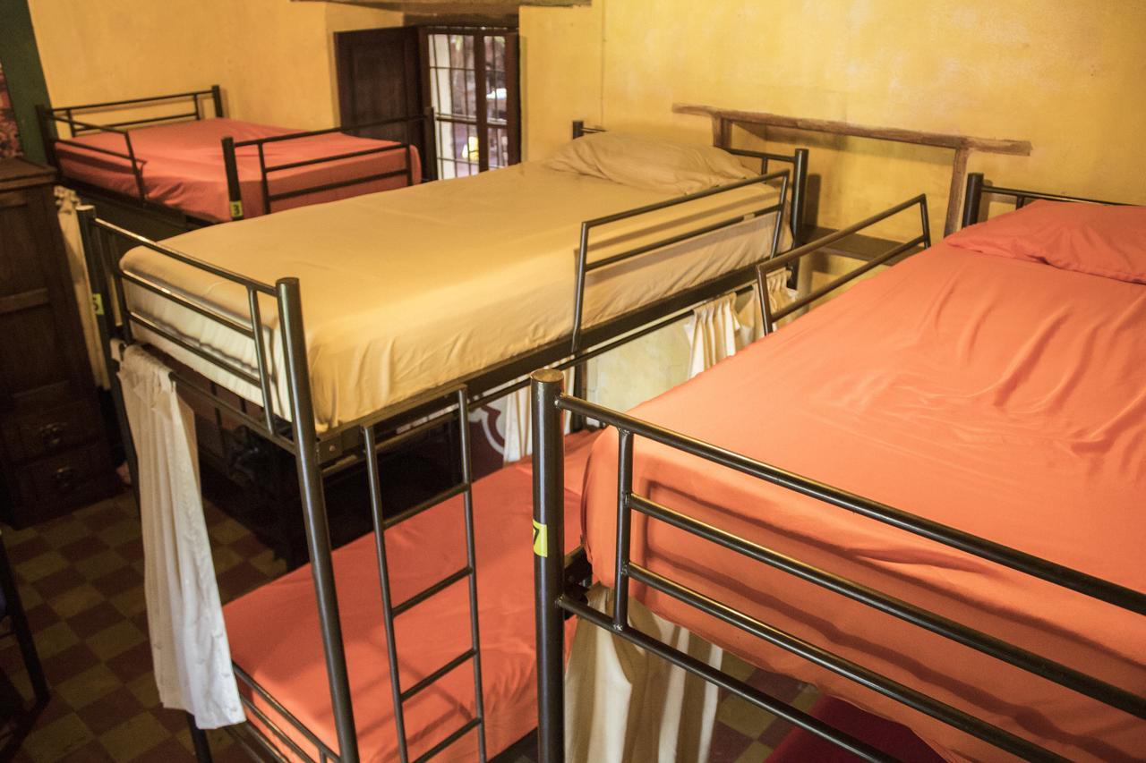 Split Hostel Antigua Bagian luar foto