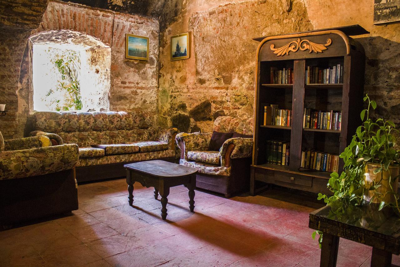 Split Hostel Antigua Bagian luar foto
